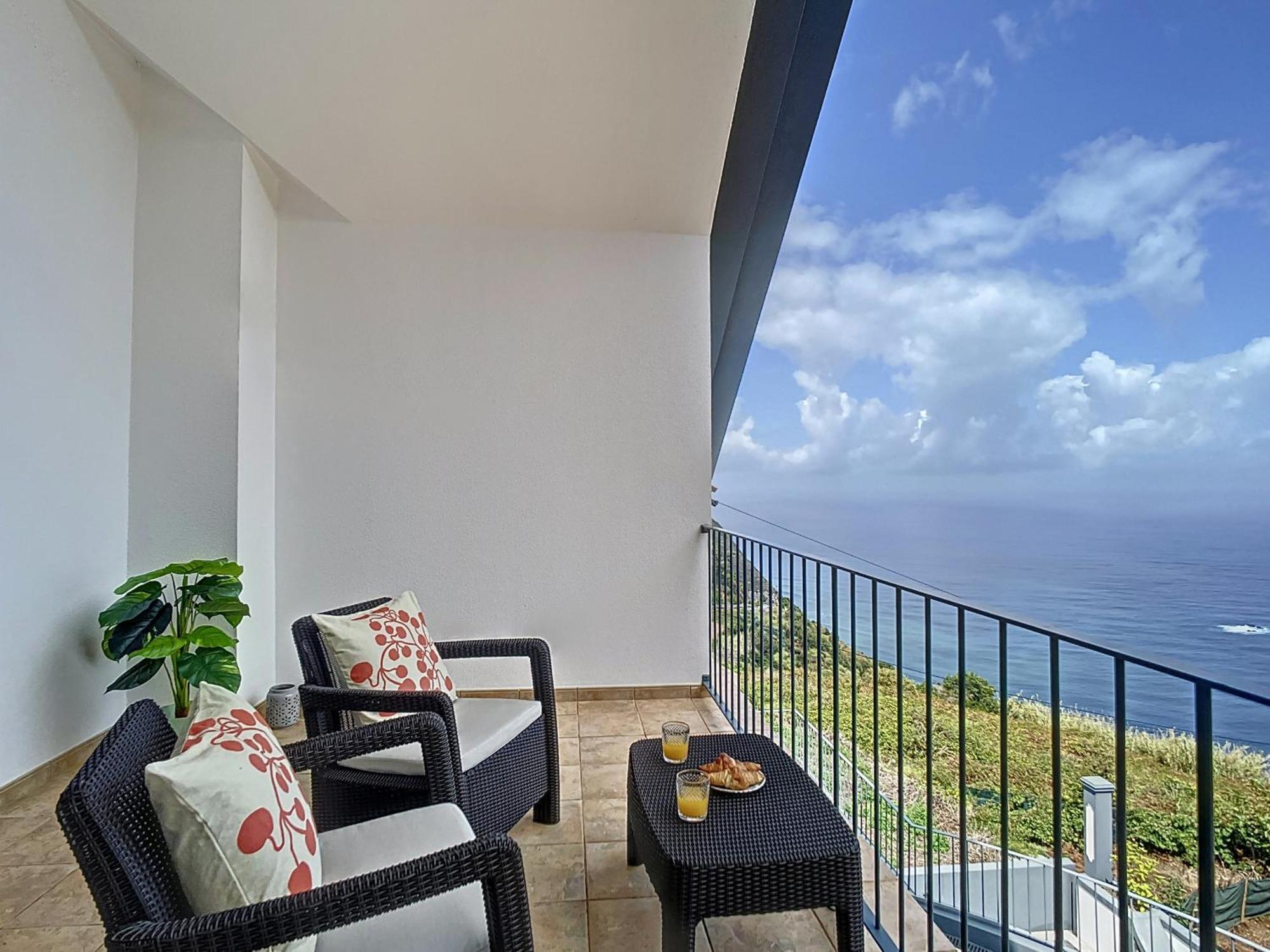 Vinhaticos Villa By Atlantic Holiday Porto Moniz Buitenkant foto